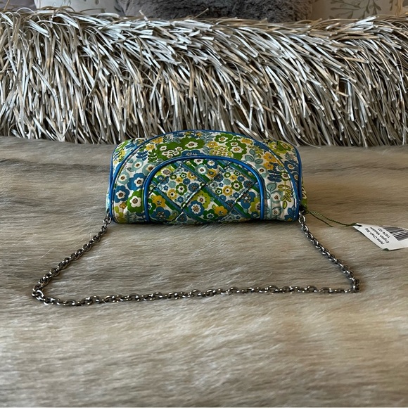 New VERA BRADLEY English Meadow 2011 Petite Chain Bag Clutch Blue Green Floral - Picture 8 of 15